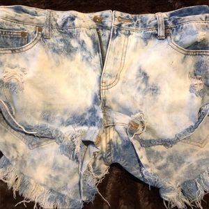 Billabong acid wash short shorts